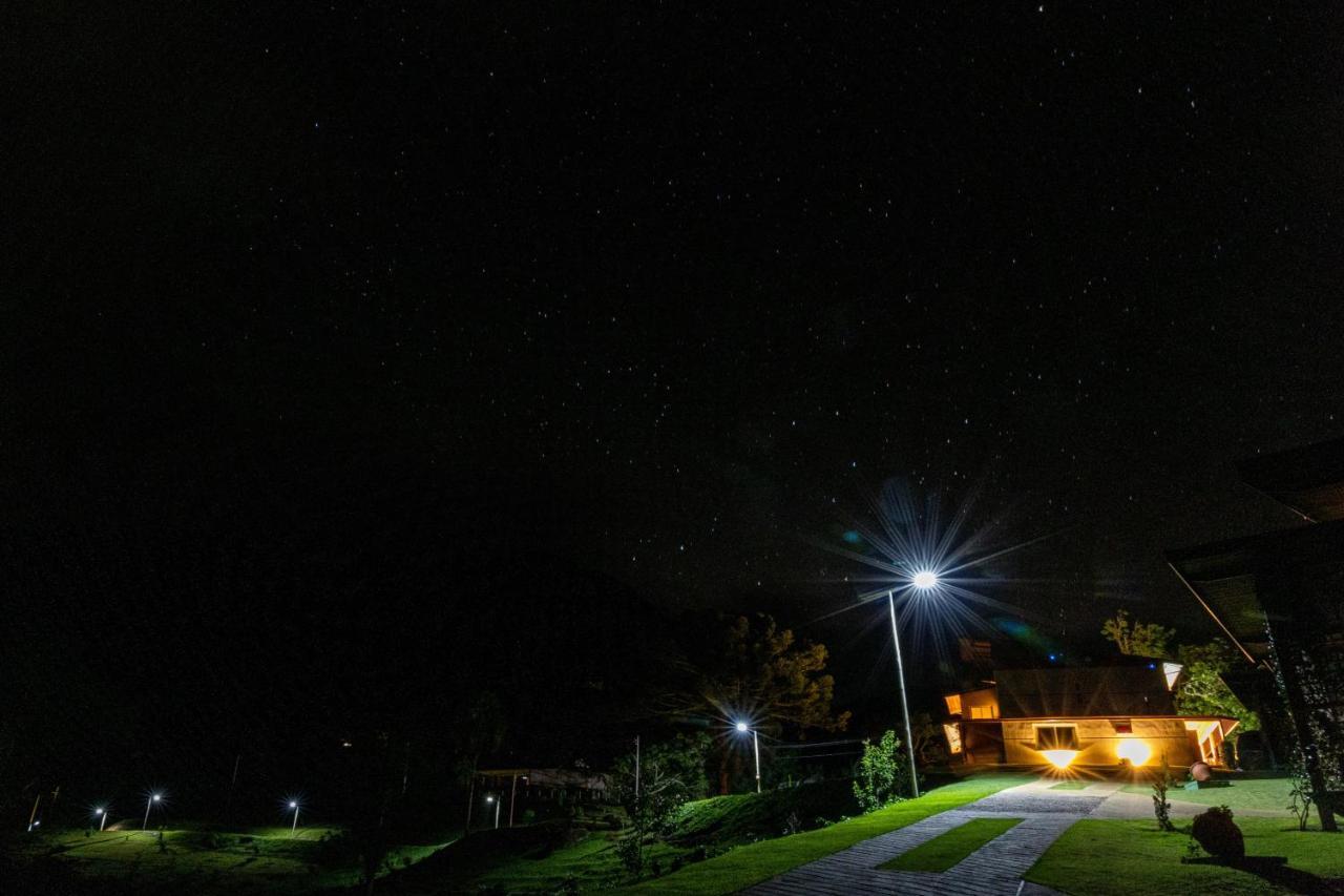 Pousada Terra Dos Passaros São Bento do Sapucaí Exteriör bild