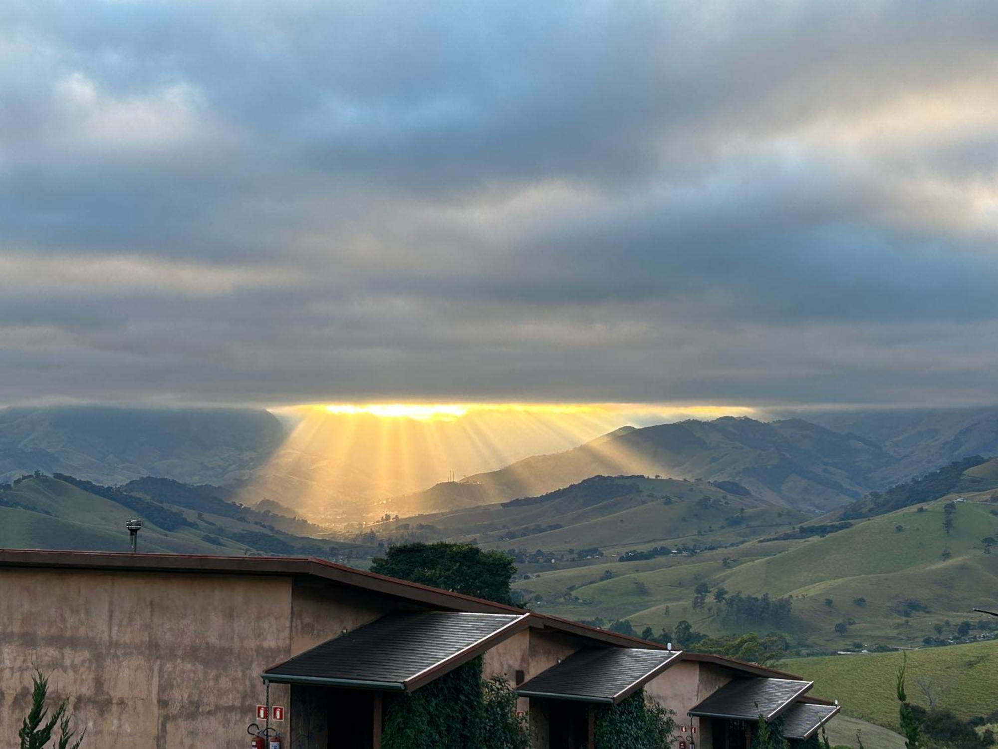 Pousada Terra Dos Passaros São Bento do Sapucaí Exteriör bild